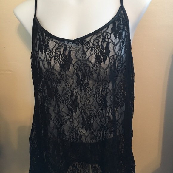 Guess x2 Lace Tops - Picture 5 of 7